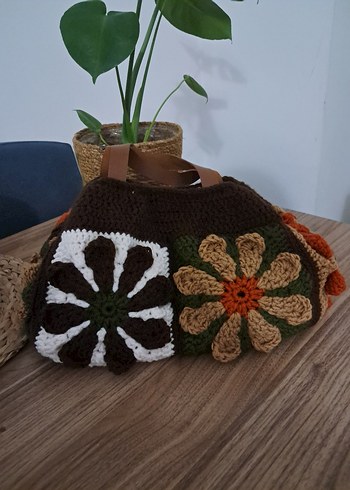 Kahverengi Çiçek Desenli Örgü Bohem Çanta - Görsel 9