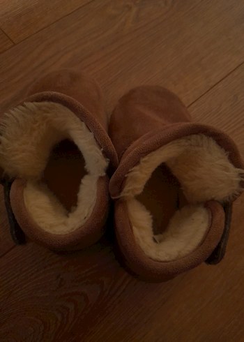 Ugg Kahverengi Süet Kız çocuk Dolgu Topuklu Bot ugg