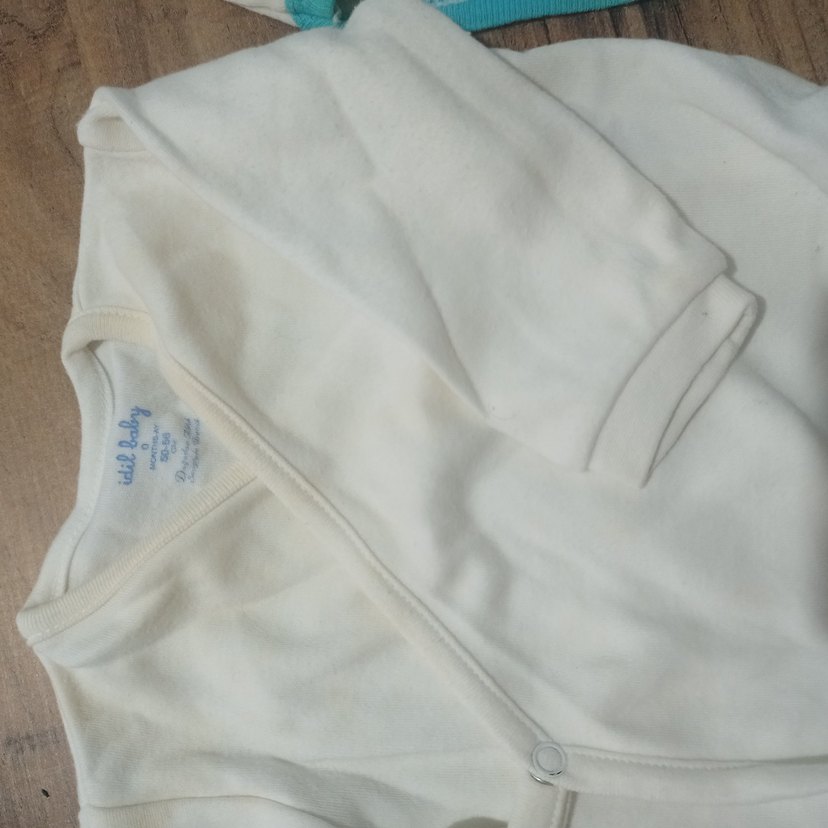 Uzun Kollu Beyaz Pamuklu Bebek Body - Görsel 2