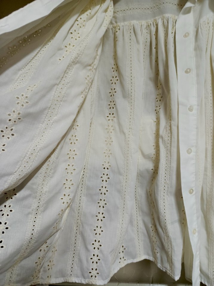 Nakışlı Beyaz Keten Bohem Gömlek - Görsel 3