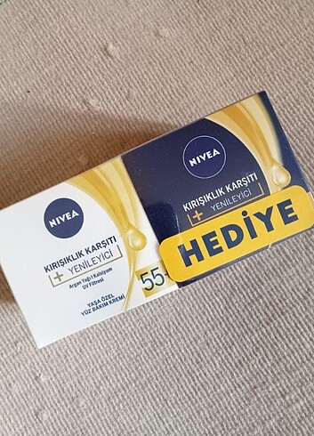 Nivea 55 yaş üstü gündüz gece kremi set