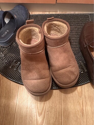 Ugg ayakkabı