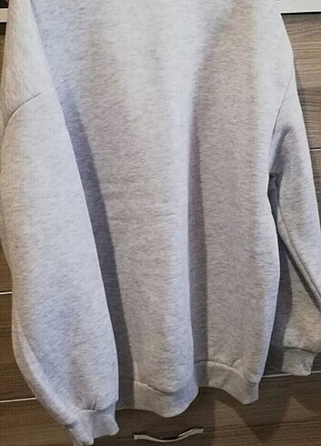 l Beden kadın sweatshirt L beden xl beden de uygun sifir urun etiketl