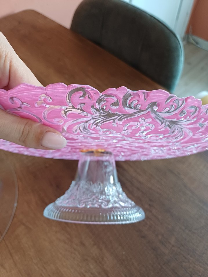 Pembe Parlak Kek Standı ve Kapak - Görsel 3