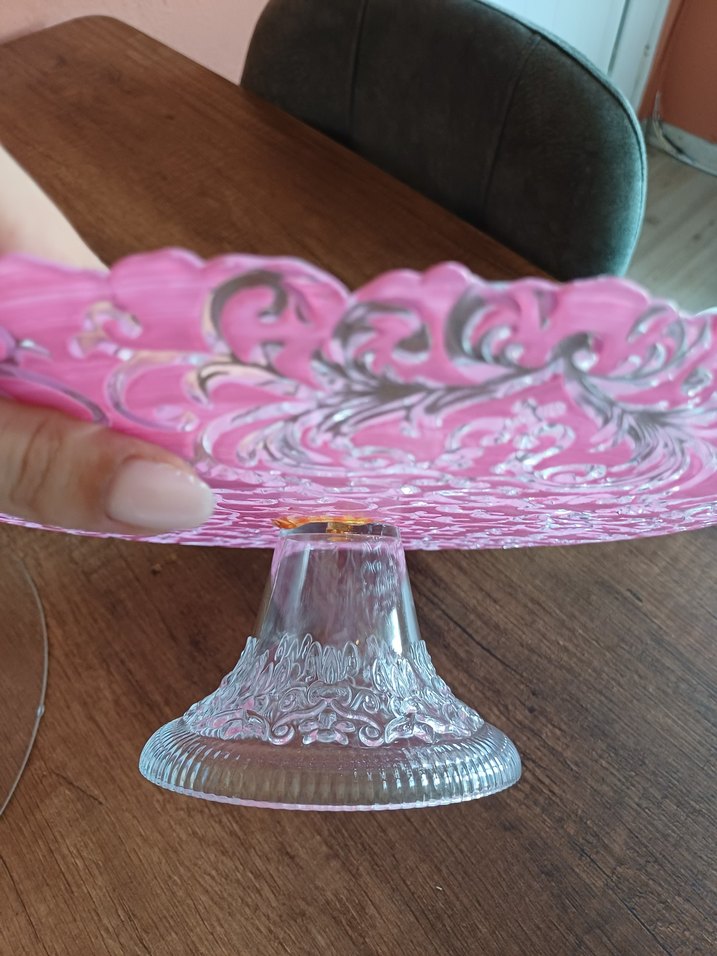 Pembe Parlak Kek Standı ve Kapak - Görsel 4