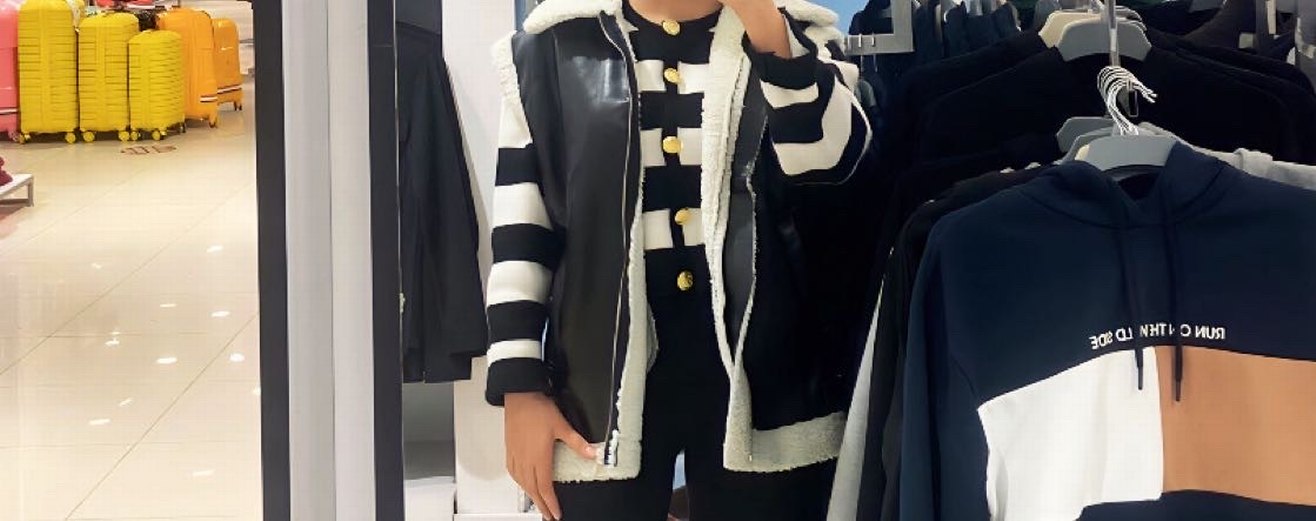 Düğmeli Siyah Beyaz Çizgili Kadın Hırka S/36 beden - Görsel 3