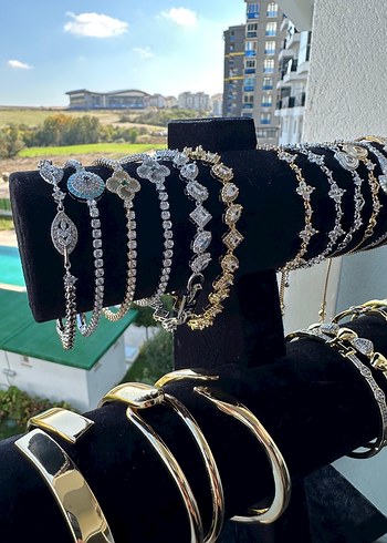 Bohem Tarzı Boncuklu Altın Bileklikler - Görsel 2