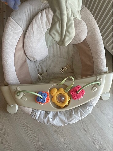 Fisher Price Fisher price otomatik sallanan ana kucağı