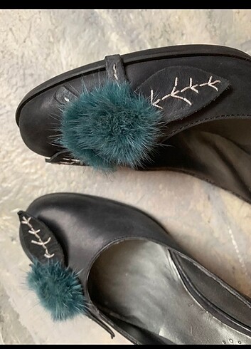 37 Beden Nine West Şık Mavi İşlemeli Siyah Ayakkabı