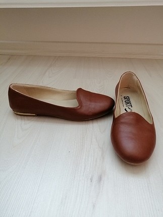 H&M kahverengi babet