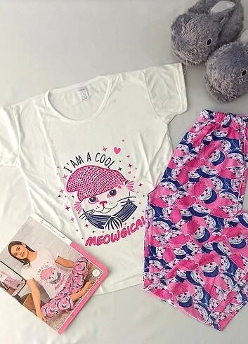 Diğer Şanslı Kedi Regular Pijama Takımı