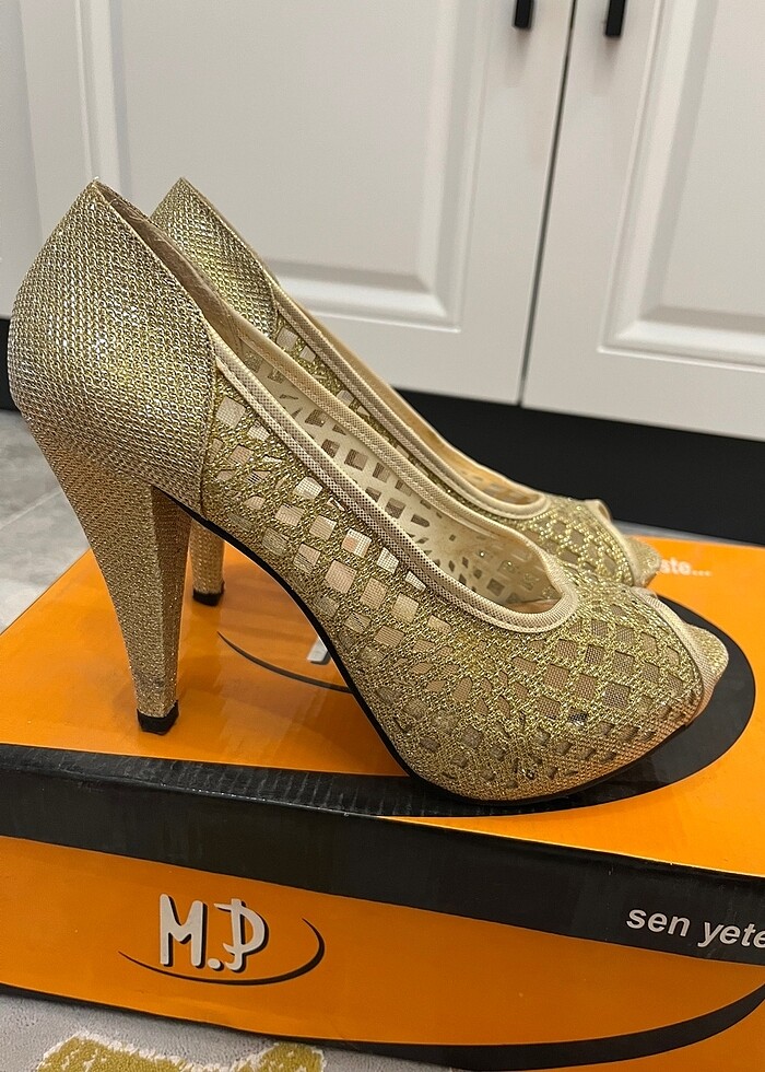 Ürün bir defa giyilmiştir.Marka temsilidir. - Görsel 3