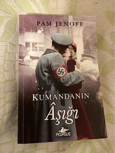 Pam Jenoff - Kumandanın Aşığı