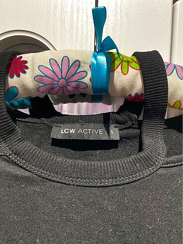 LC Waikiki Lcw Krop sweetshirt