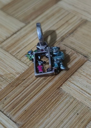 ORİJİNAL PANDORA SALLANTILI CANAVARLAR CHARM - Görsel 2