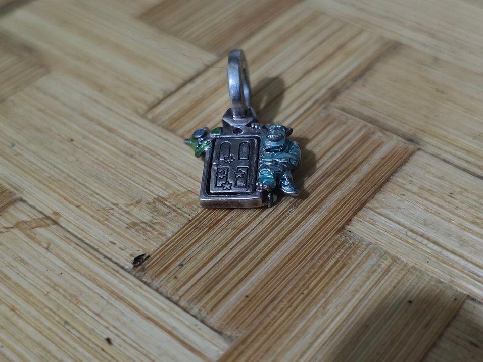 ORİJİNAL PANDORA SALLANTILI CANAVARLAR CHARM - Görsel 3