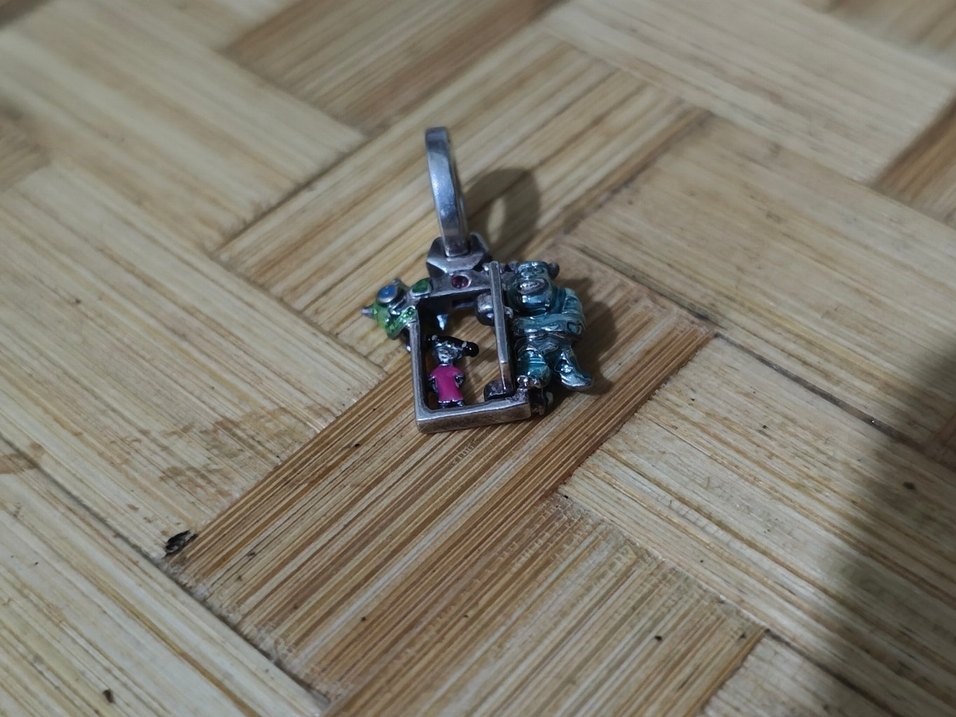 ORİJİNAL PANDORA SALLANTILI CANAVARLAR CHARM - Görsel 2