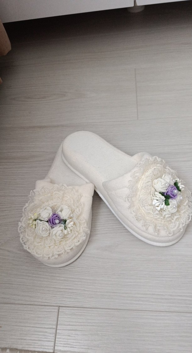 Dantel Detaylı Beyaz Kadın Terlik - Görsel 4