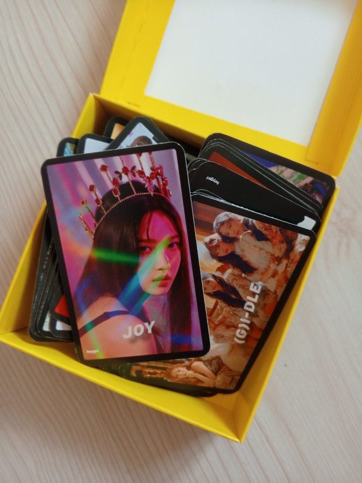 K-Pop Soru-Cevap Kart Oyunu — görsel 2/3