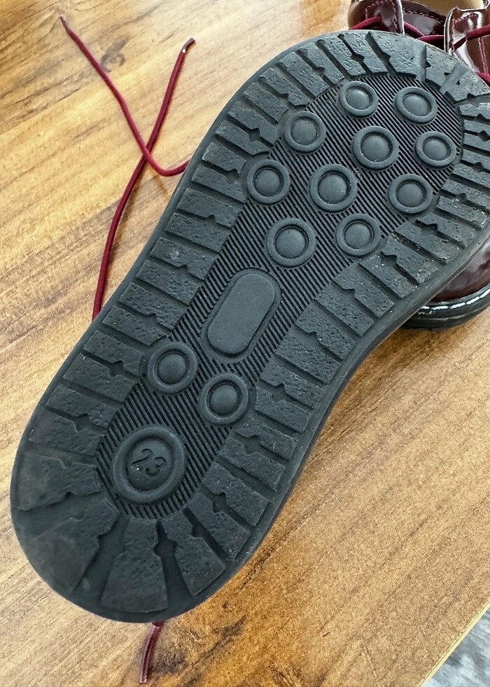 Erkek çocuk ayakkabı 23 numara - Görsel 2