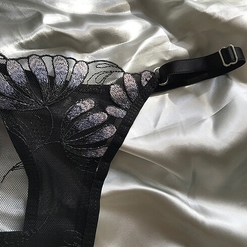 m Beden siyah Renk Black lily bralette