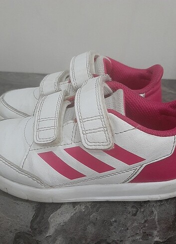 26 Beden beyaz Renk 26 numara adidas kiz cocuk ayakkabi