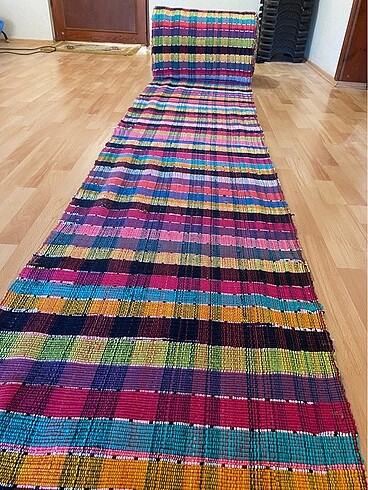El dokuması kilim