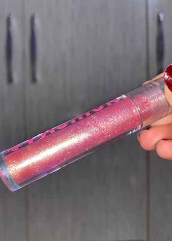 Parlak Pembe Dudak Parlatıcısı - Görsel 2