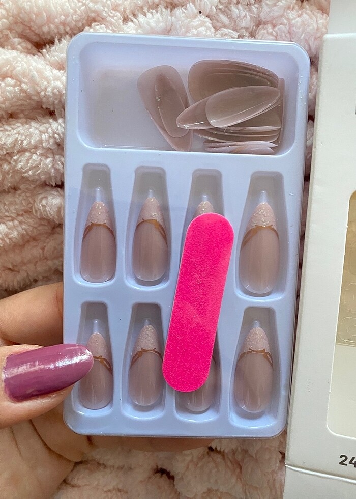 Takma tırnak - Görsel 2