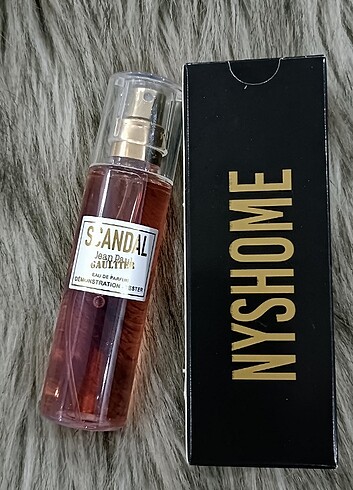 Scandal 45 ml parfüm 