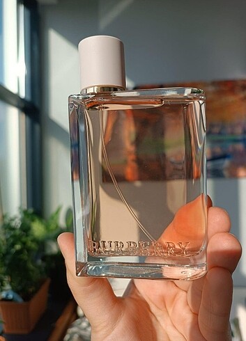 BURBERRY HER