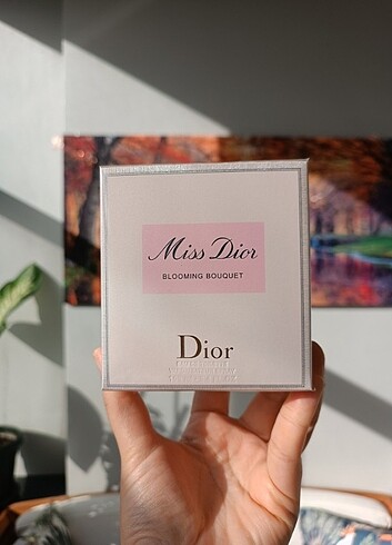 MİSS DİOR BLOOMING BOUQUET 