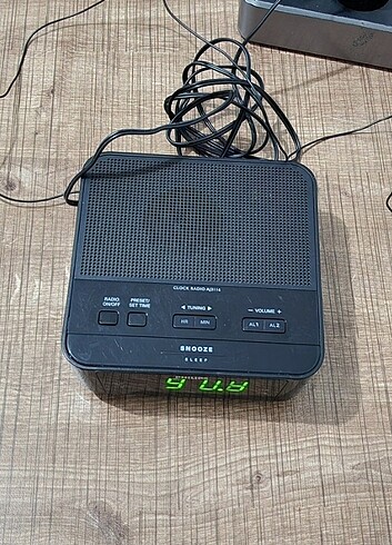 Beden Renk Philips Alarmlı Radyo Çalar Saat