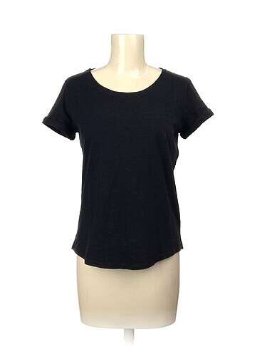 Massimo Dutti T-shirt %70 İndirimli.