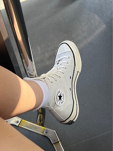 Converse gri