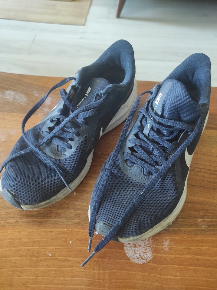 Erkek Lacivert Spor Ayakkabı örjial Nike 42 numara deforme yok - Görsel 2