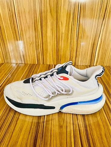 Adidas Adidas Alphaboost V1