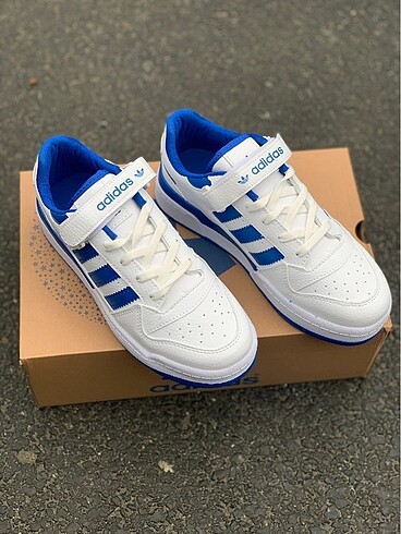 Adidas sporayakkabı moda trend yenisezon