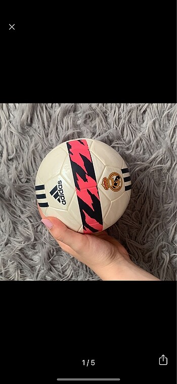 Adidas top