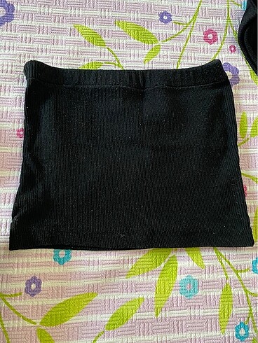 Siyah Crop