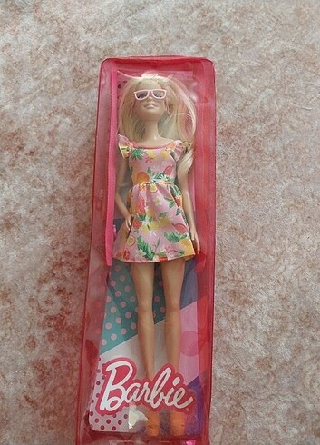 Barbie BARBİE BEBEK 