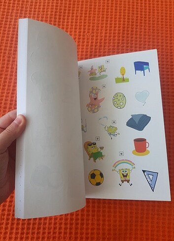  Beden Renk Sticker Yapıştırmalı Lisanslı Boyama Kitabı