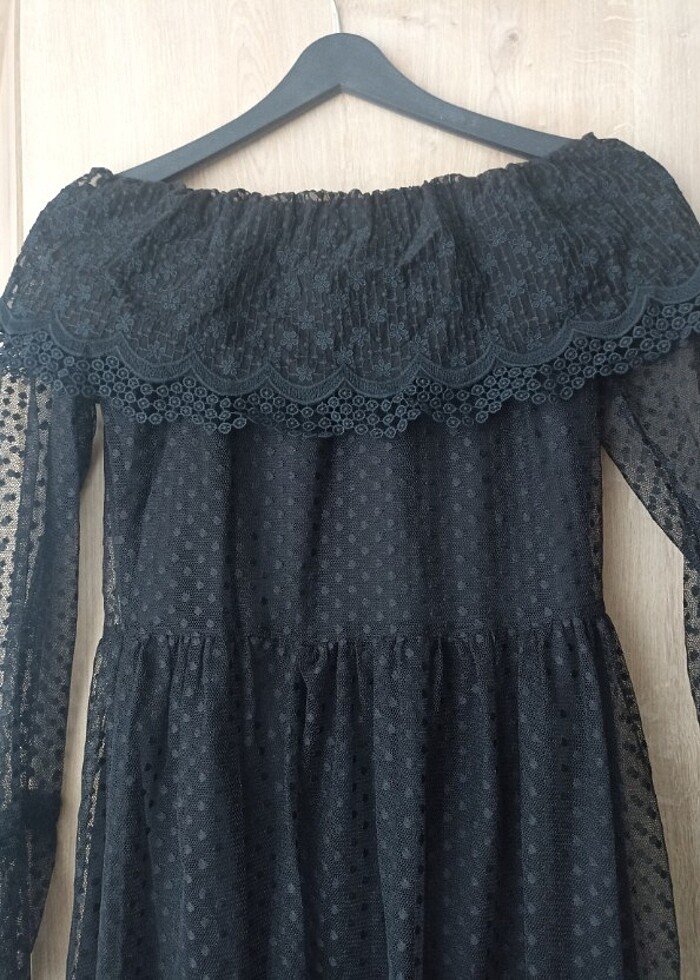 Siyah dantelli elbise  - Görsel 4