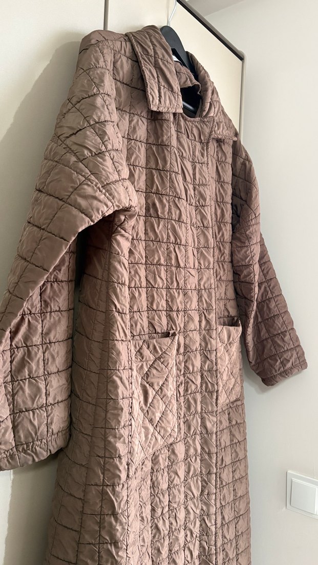 Kemerli Uzun Kadın kapitone Kaban - Görsel 5