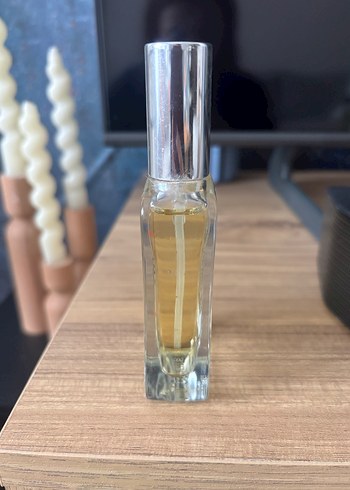 Diğer Kadın Parfümü K-28 50 ml