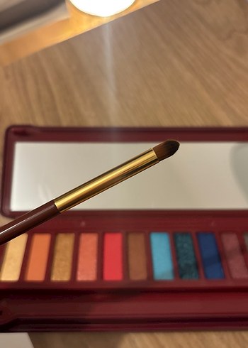 LYKD Scarlet Luster Göz Farı Paleti - Görsel 3