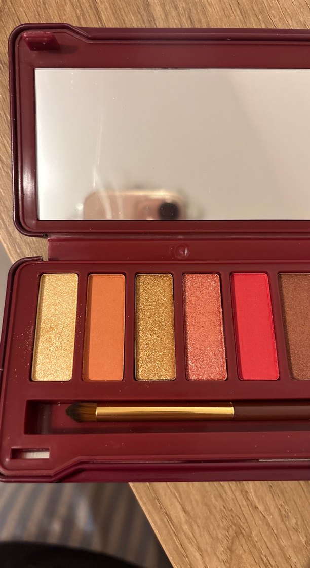 LYKD Scarlet Luster Göz Farı Paleti - Görsel 4