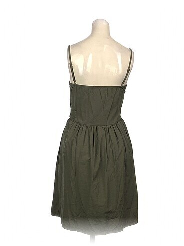 s Beden PreLoved Kısa Elbise %70 İndirimli.