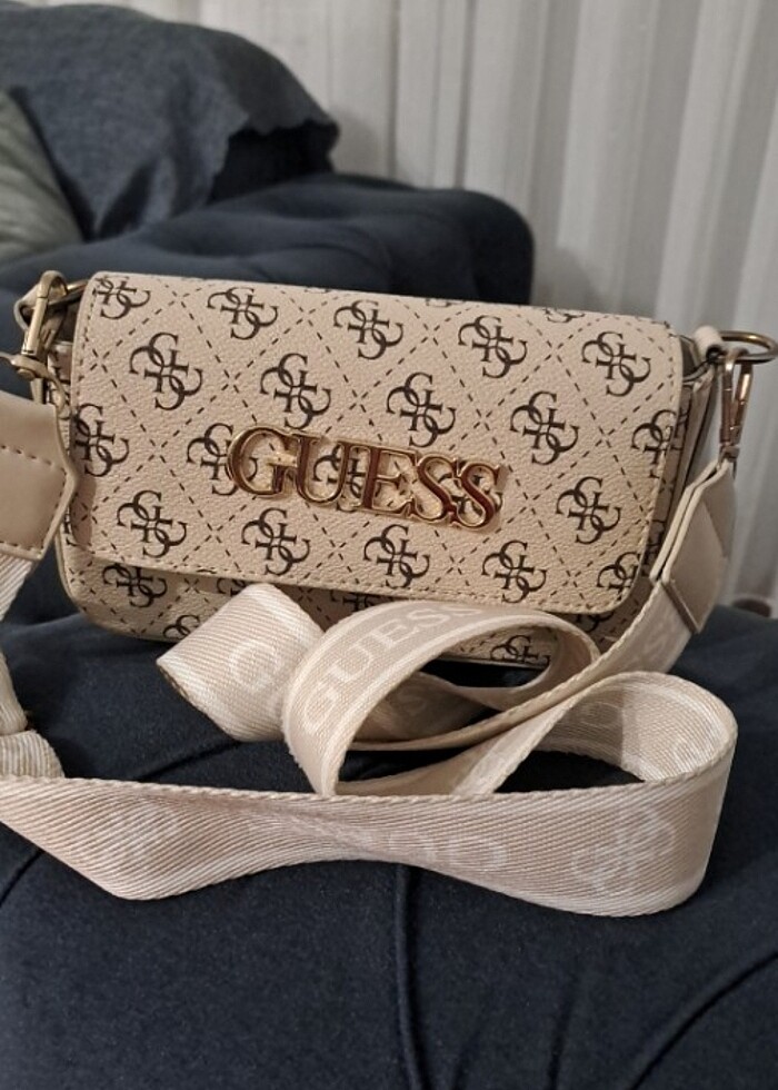 Guess  çanta orijinal deil - Görsel 2