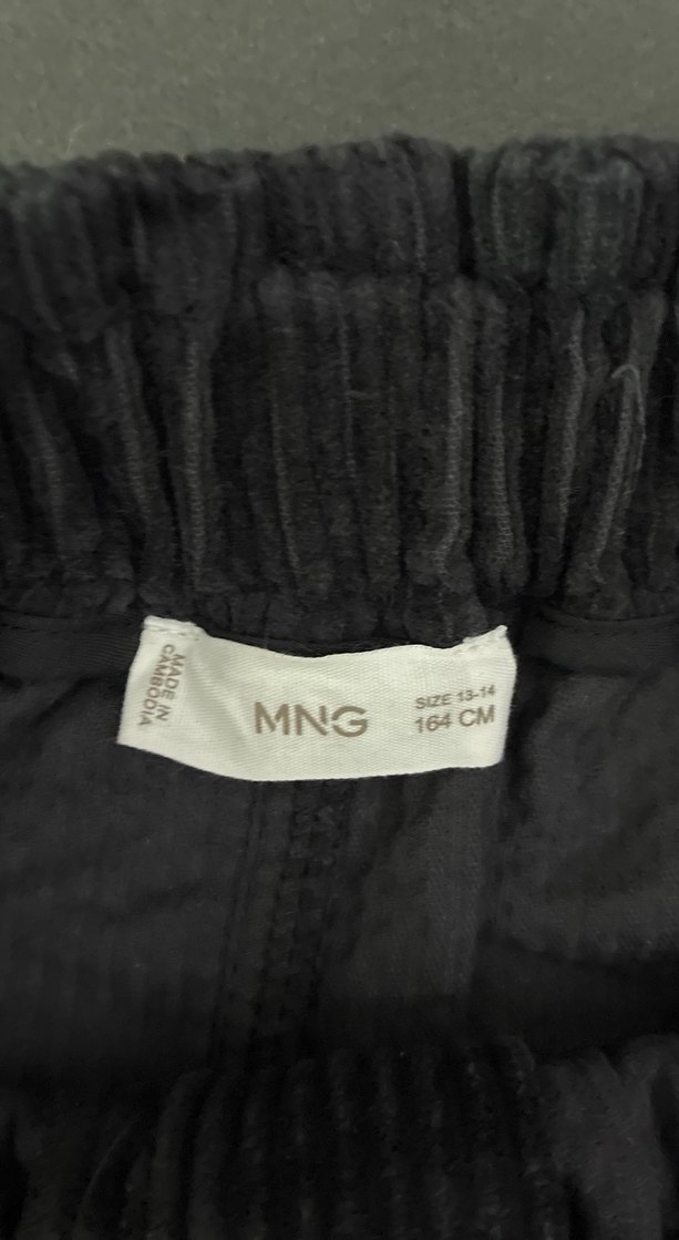 Düğmeli Siyah Kadife Kız Etek 164 cm 13-14 yaş - Görsel 3